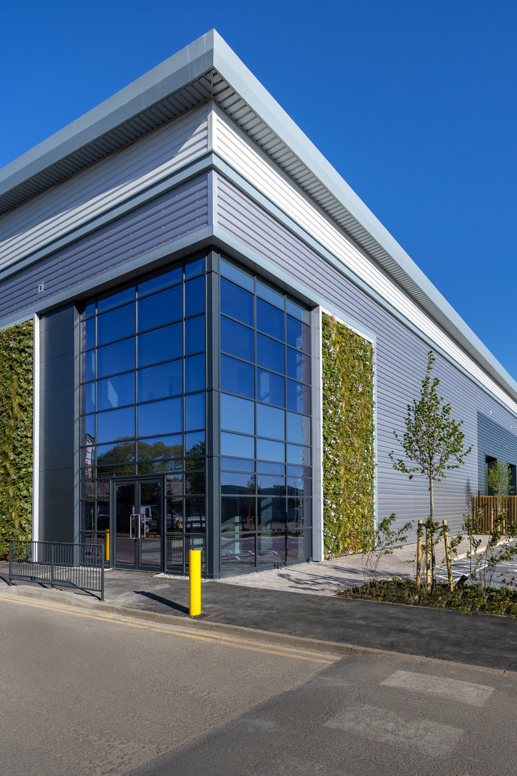 Fairway Drive Greenford West London (6)