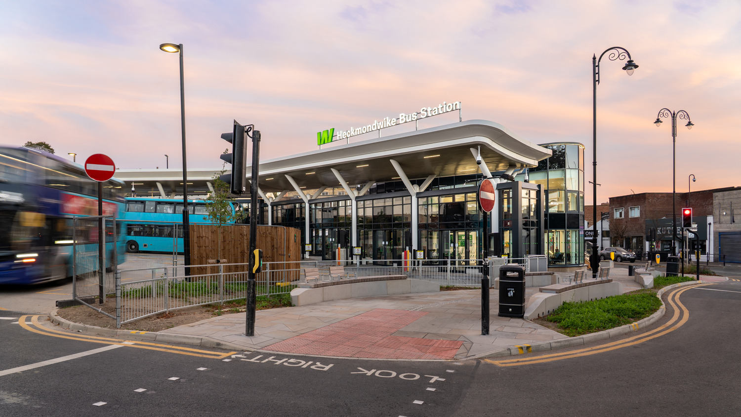 Heckmondwike Bus Station (2)